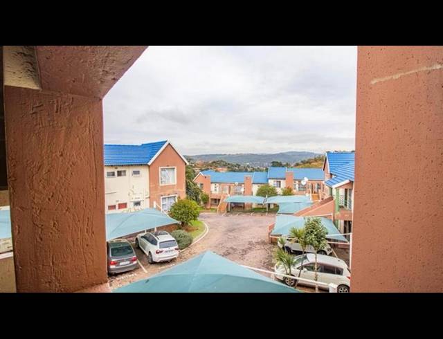 2 BEDROOM APARTMENT FOR SALE IN WINCHESTER HILLS
